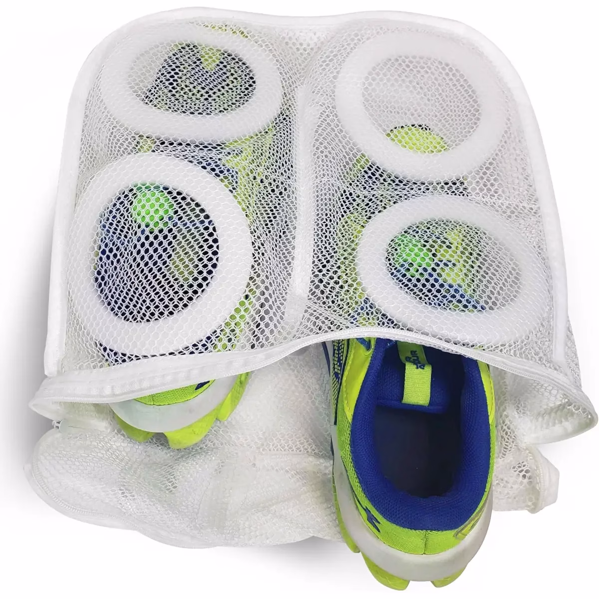 Open mesh sneaker washing bag with foam guards for shape protection