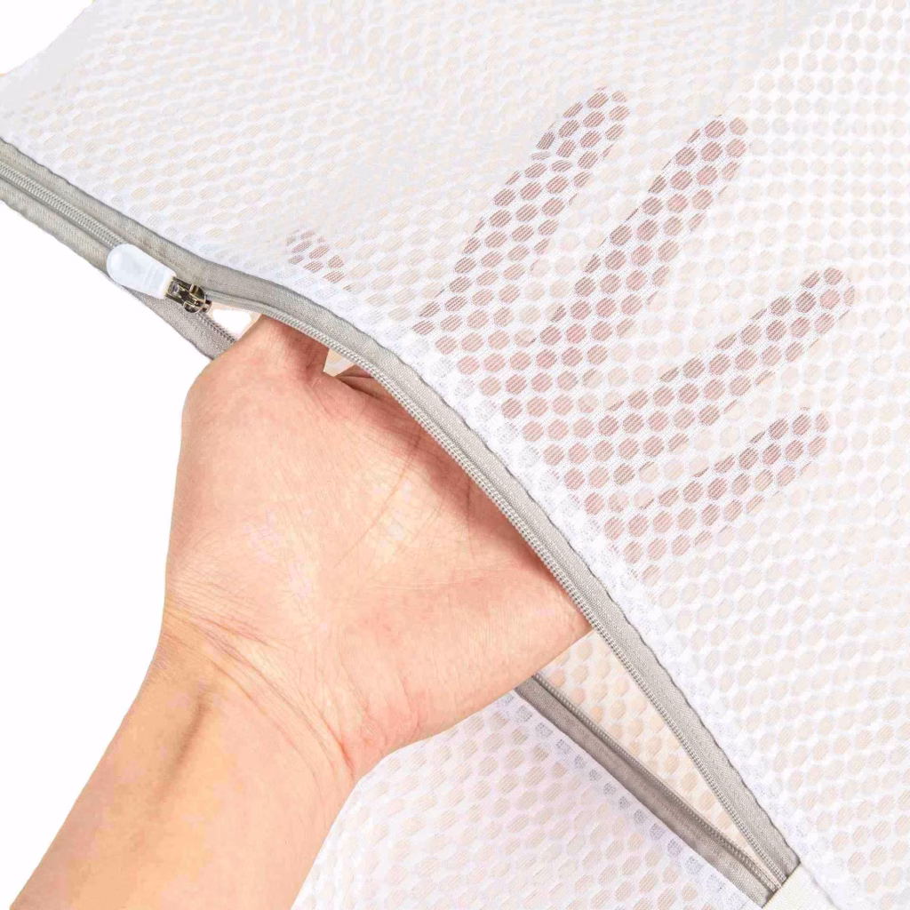 custom zippered laundry bag sets details. jpg